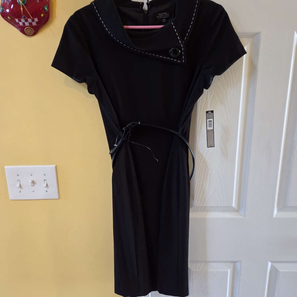TAHARI Arthur S. Levine Elegant Black Dress